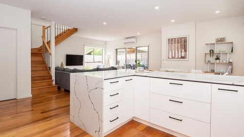 Casa Blue in Dromana