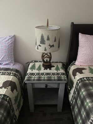 3 bedrooms, free WiFi, bed sheets