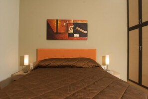 2 bedrooms, free WiFi, bed sheets, wheelchair access