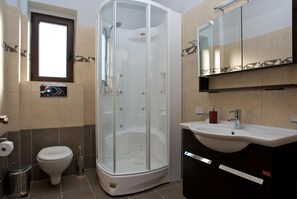 Bathtub, hair dryer