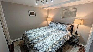 1 bedroom, desk, iron/ironing board, free WiFi