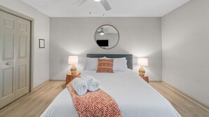 2 habitaciones, tabla de planchar con plancha y internet 