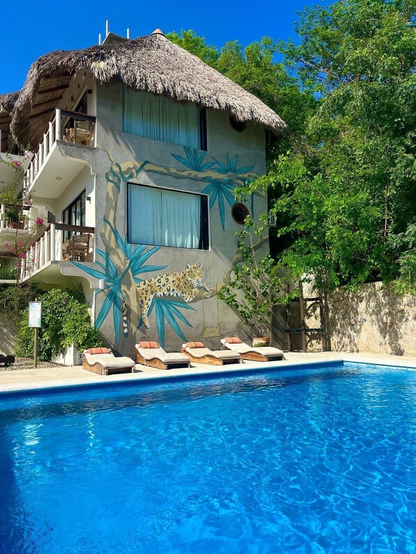 Fachada da propriedade