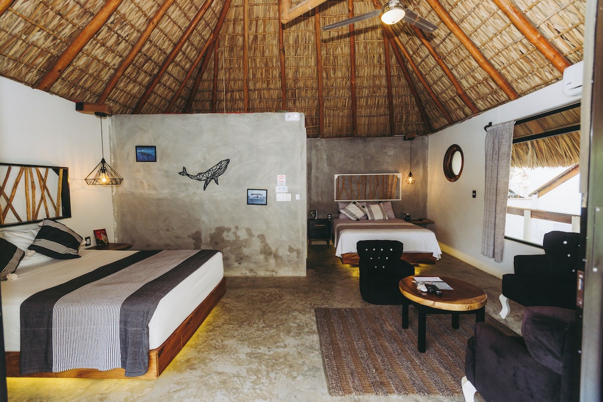 Quarto quádruplo standard | Individualmente decorados, Wi-Fi de cortesia, roupa de cama