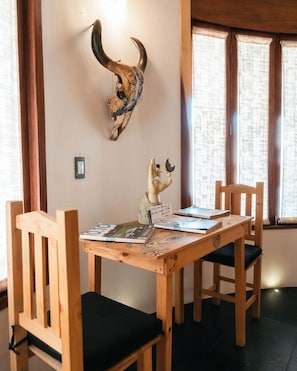 Luxury Room | Individually decorated, free WiFi, bed sheets - Cabañas Sicarú (Santa María Tonameca)