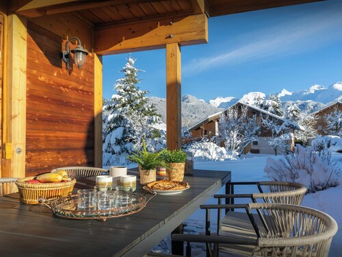 Chalet Antigone - ski en famille pour 8 avec vue panoramique - OVO Network