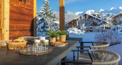 Chalet Antigone - ski en famille pour 8 avec vue panoramique - OVO Network