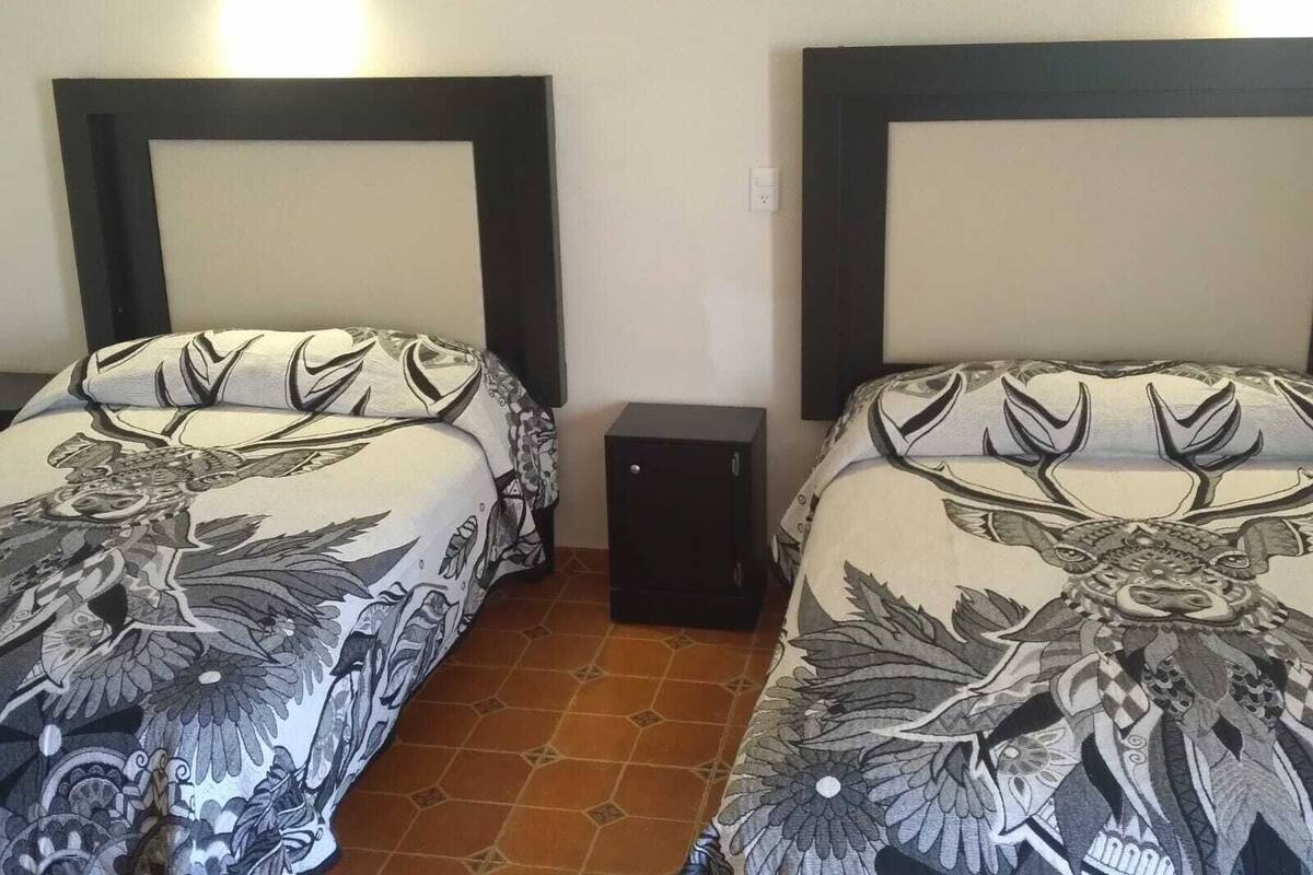 Classic Double Room | WiFi (free)