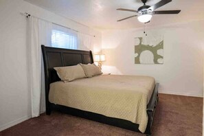 2 bedrooms, desk, iron/ironing board, WiFi