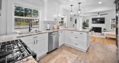 Modern Downtown Lake Oswego Home!