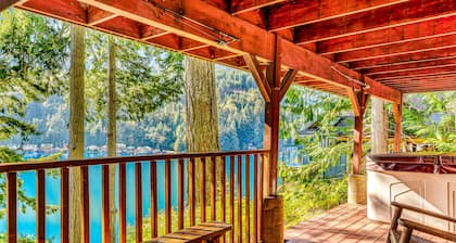 Lakefront home with stunning views, private hot tub, dock & 2-story deck
