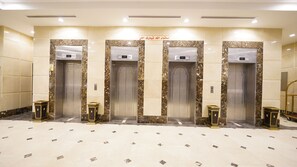 Lift - Al Kiram Hotel (Makkah)