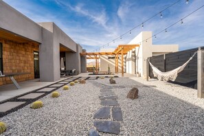 Terrace/patio - The Backyard: Modern Desert Home; Pickleball Court (Joshua Tree)