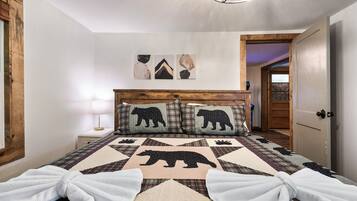 2 makuuhuonetta, silitysrauta/-lauta, Wi-Fi, vuodevaatteet