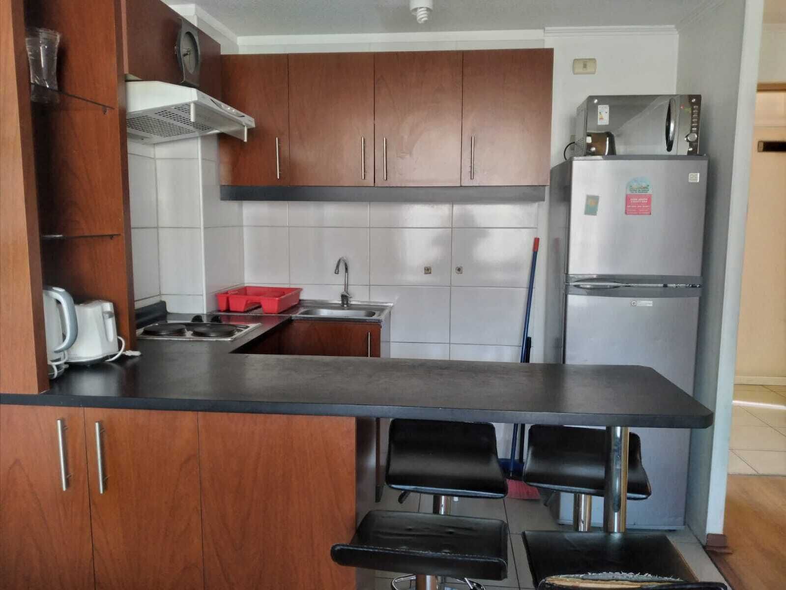 Microondas, tetera eléctrica y tostadora 