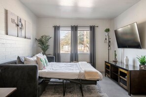 2 chambres, bureau, fer et planche à repasser, Wi-Fi gratuit