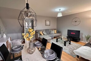 Interior - Modern 3 BR House for Contractors (Nuneaton)