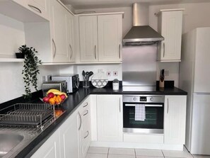 Exclusive House | Private kitchen | Shared fridge, microwave, coffee/tea maker, electric kettle