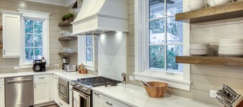 Lake Views + Porch Movies, Game Nights and Hot Tub