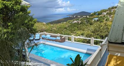 Private cottage, private pool, great views !