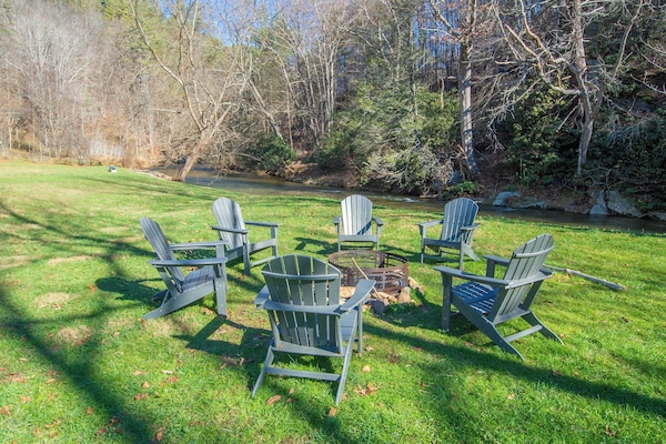 Perfect for S'Mores and star-gazing...