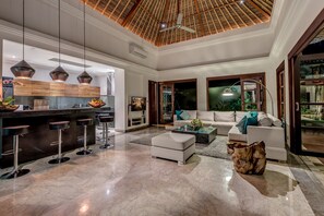 Interior - The Residence Seminyak (Seminyak)