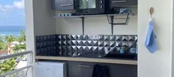 Studio with pool 5 minutes from the beach! TARTANE