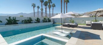 Chic Oasis. Brand new home! PGA West(Signature)Stadium Course!