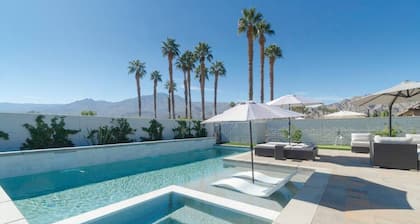 Chic Oasis. Brand new home! PGA West(Signature)Stadium Course!