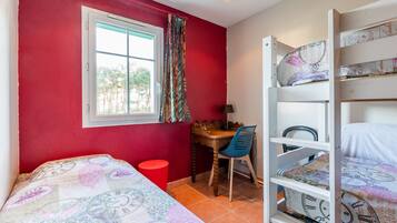 2 Schlafzimmer, Bügeleisen/Bügelbrett, kostenloses WLAN, Bettwäsche