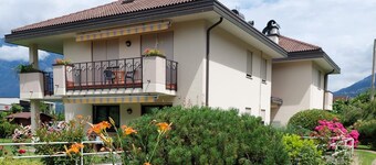Holiday Apartment "Sweet Dreams" with Mountain View, Balconies & Wi-Fi