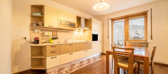 Appartamento vacanze "Sweet Dreams" con vista sulle montagne, balcone e Wi-Fi