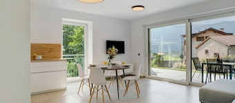 Apartment 'Haus Weinblick Apt 3' with Mountain View, Wi-Fi and Air Conditioning