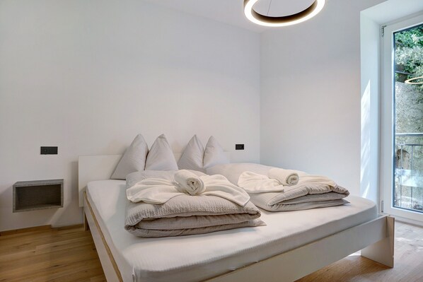 2 bedrooms, free WiFi, bed sheets, wheelchair access