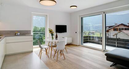 Ferienwohnung "Haus Weinblick 5" mit Bergblick, Garten & WLAN