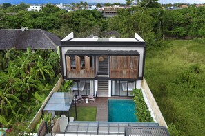 Exterior - NEW 4 BR 5 MIN WALK TO BERAWA BEACH ENCLOSED LIVNG (Bali)