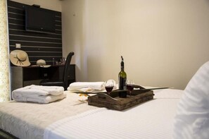 3 bedrooms, iron/ironing board, free WiFi, bed sheets - "Villa Kastro" with Sea View, Private Pool, Garden and Balcony (Lefkada)