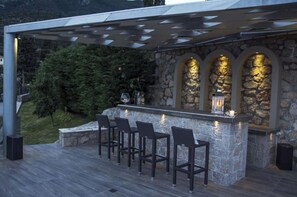 Bar (in der Unterkunft)