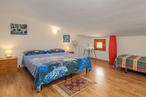 2 Schlafzimmer, Bügeleisen/Bügelbrett, kostenloses WLAN
