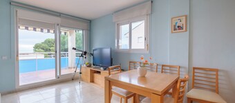 Apartment "Merida" with Shared Pool, Terrace and Wi-Fi