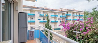 Apartment "Merida" with Shared Pool, Terrace and Wi-Fi