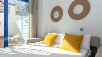 1 habitación, tabla de planchar con plancha, wifi gratis y ropa de cama