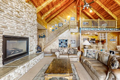 Gorgeous mountainside home w/ lake-view, fireplace, washer/dryer, & dog-friendly