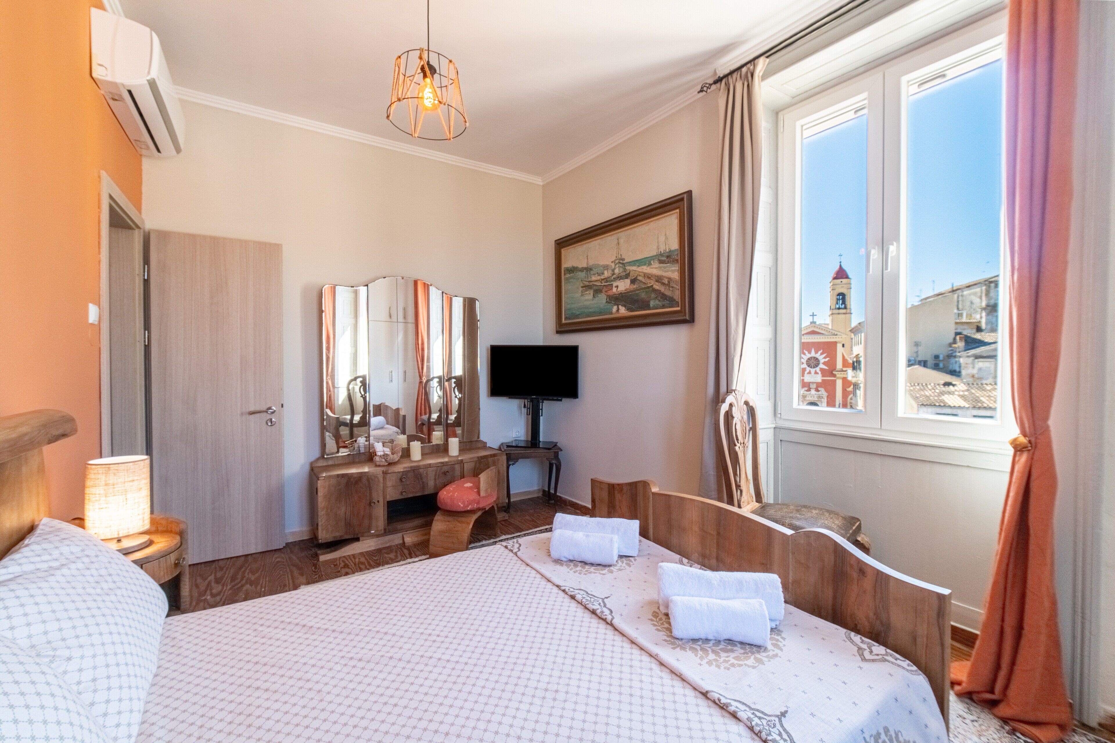 3 habitaciones, tabla de planchar con plancha y wifi gratis 