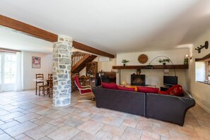TV, fireplace, table tennis