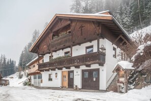 Esterni