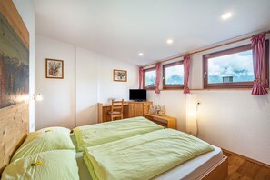 2 makuuhuonetta, ilmainen Wi-Fi, vuodevaatteet