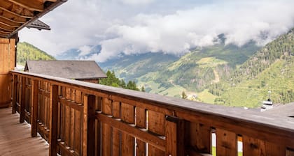 Ferienwohnung "Mountainfarm Innertrein Wald" mit Bergblick, Balkon und WLAN