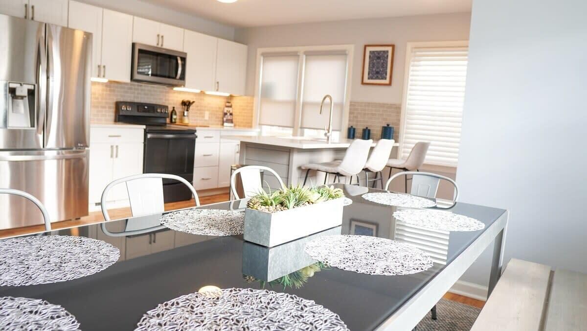 Newly Renovated City Escape with a private hot tub
