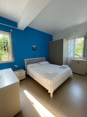 3 habitaciones, tabla de planchar con plancha y wifi gratis